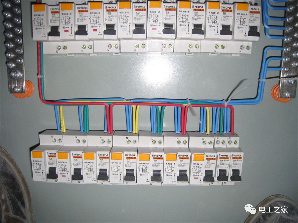 图片和文字告诉你如何做好配电箱内部布线