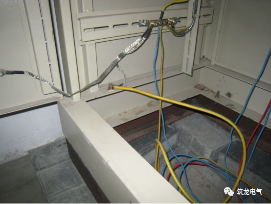 《建筑电气工程施工质量验收规范》GB50303-2015 配电箱(机柜)安装详细说明！