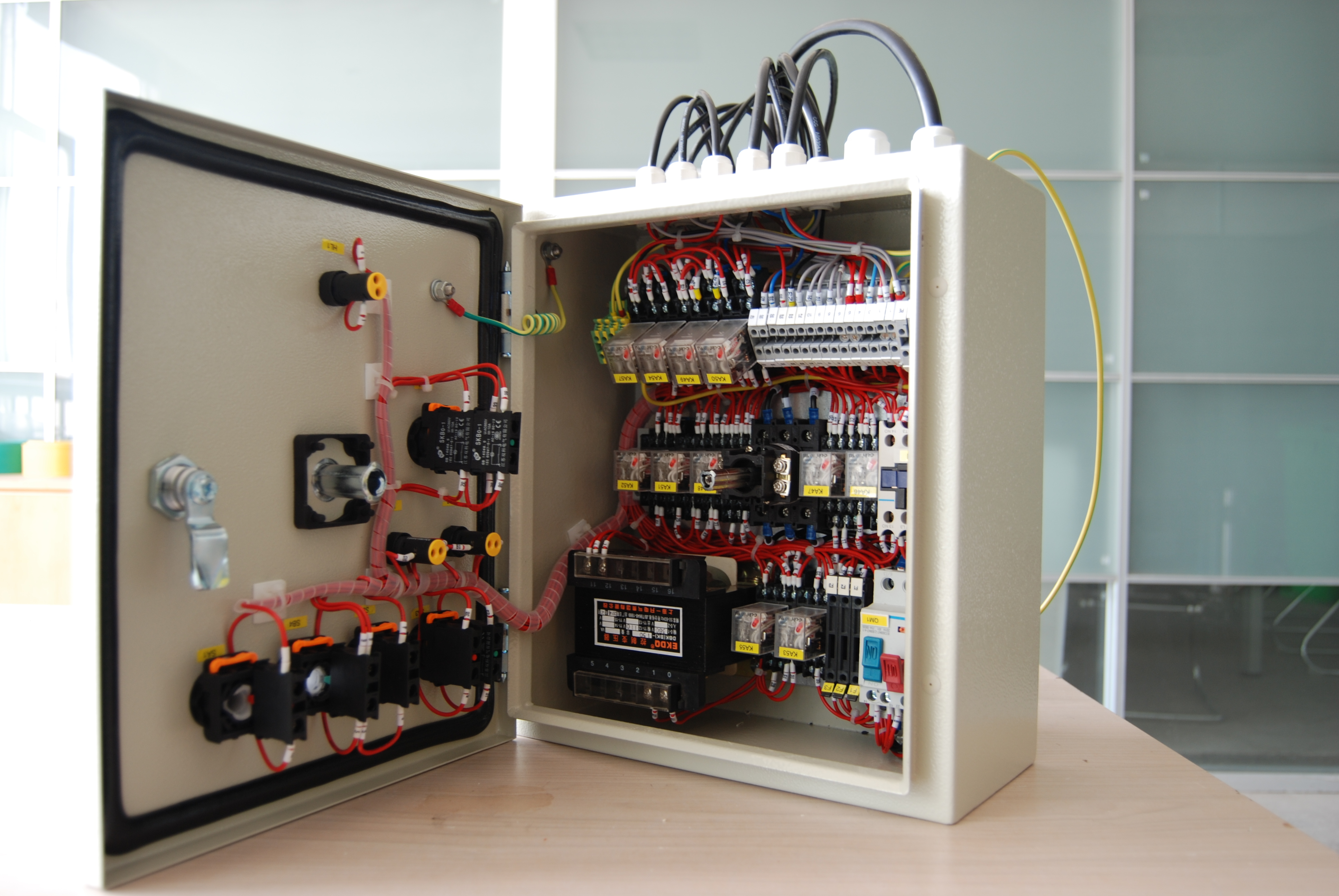 TIBOX教你区分等级1 配电箱和等级2 配电箱的区别