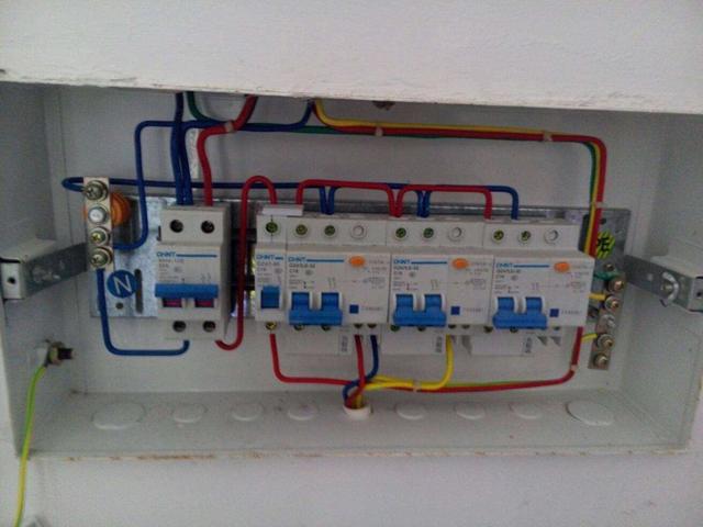主页配电箱 63A或40A，用于总漏电保护和空气开关？读完之后，我完全明白了！